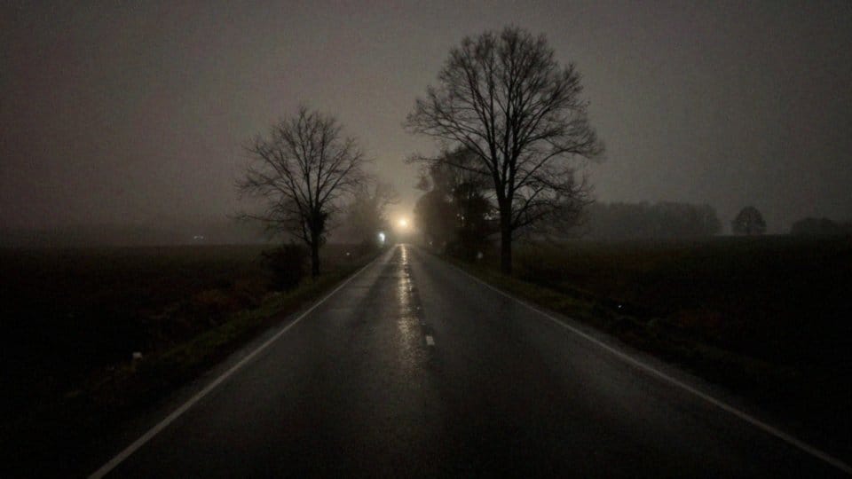 Jakie będą dziś warunki na drogach nocą?
