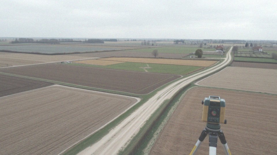 Jak przebiega proces podziału działki?