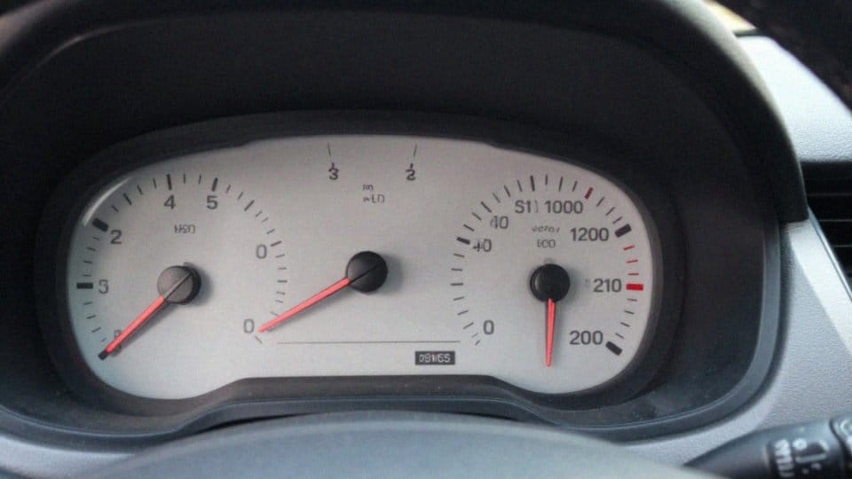 Jakie są osiągi i spalanie Mitsubishi Colta?