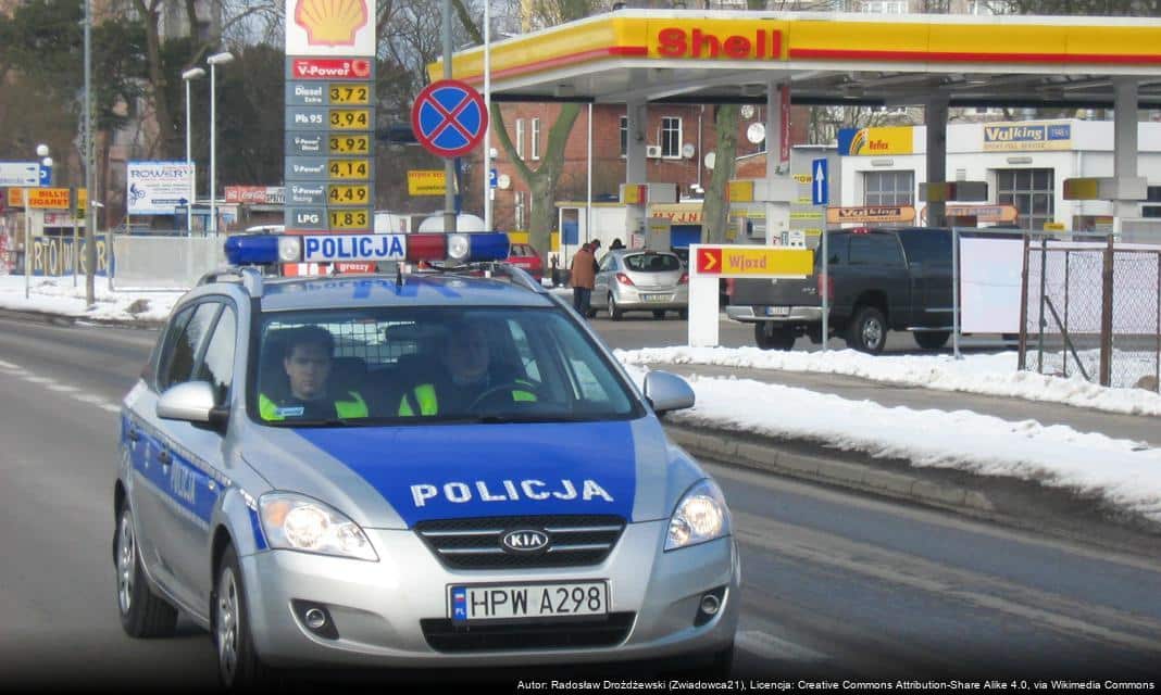 Poważny wypadek na Obwodnicy Trójmiasta w Gdyni – Apele Policji o ostrożność