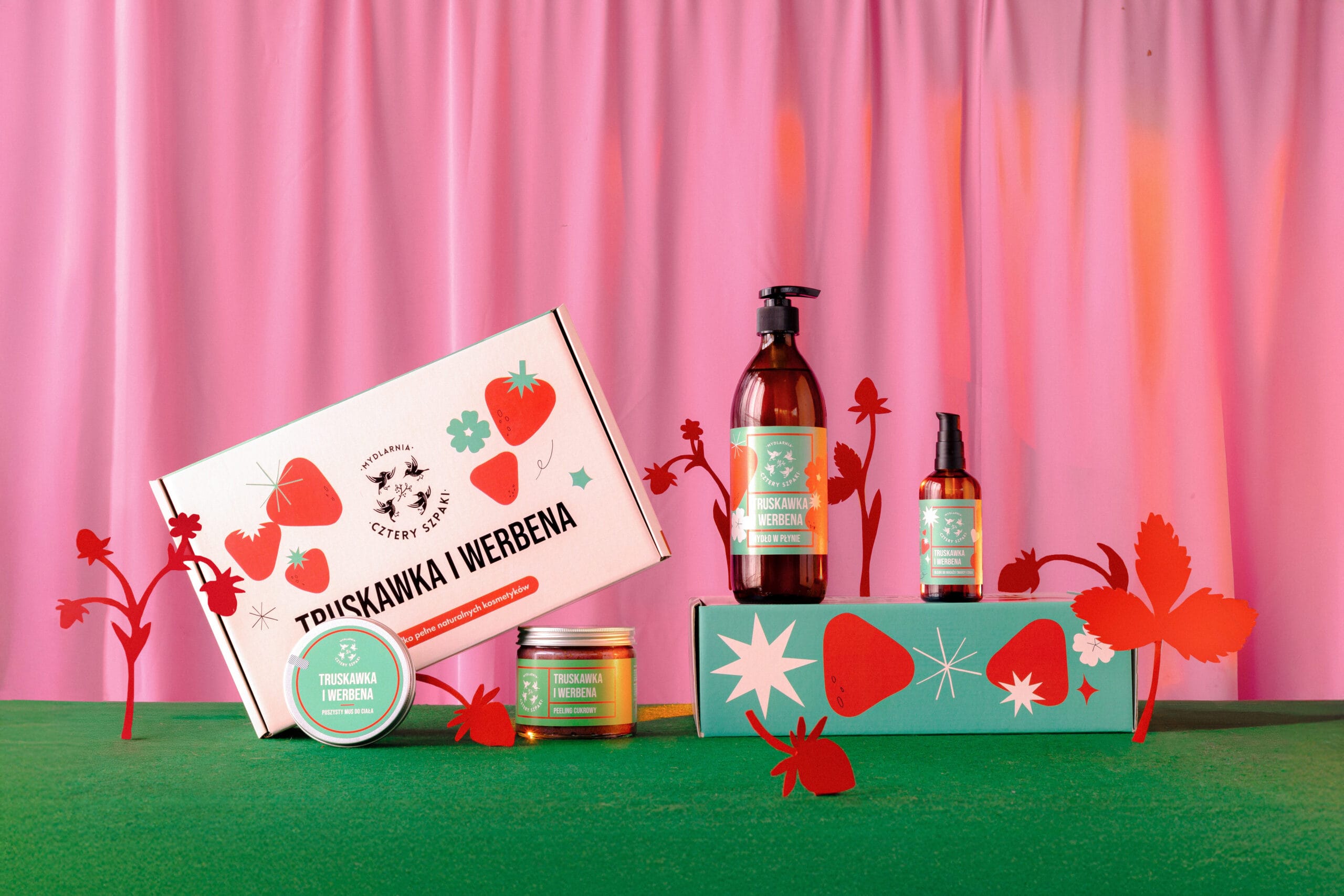 Dlaczego naturalne zestawy kosmetyczne to zawsze dobry pomysł na prezent?